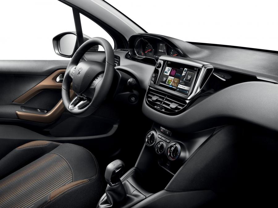  Peugeot 208 Urban Soul 2013 года  (фото 4 из 4)